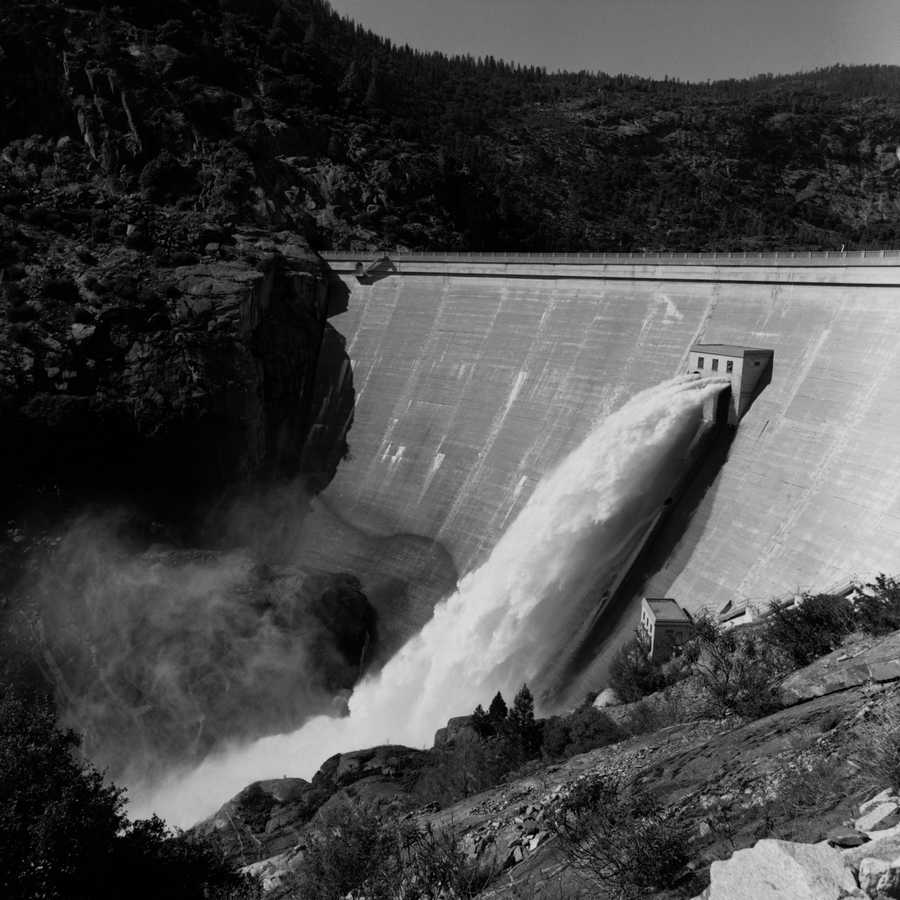 Science, Technology & Medicine 2 - Photodisc ></a>
<script language=JavaScript> 
  var txt = 