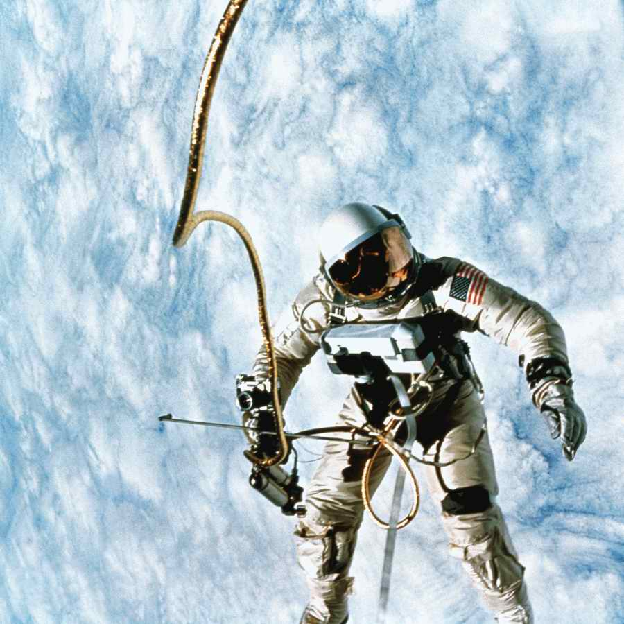 Science, Technology & Medicine 2 - Photodisc ></a>
<script language=JavaScript> 
  var txt = 