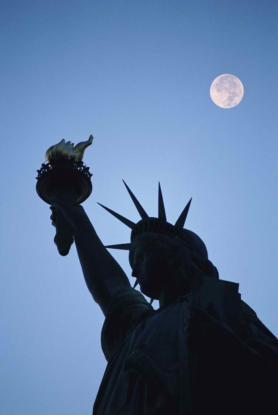 US Landmarks & Travel - Photodisc ></a>
<script language=JavaScript> 
  var txt = 