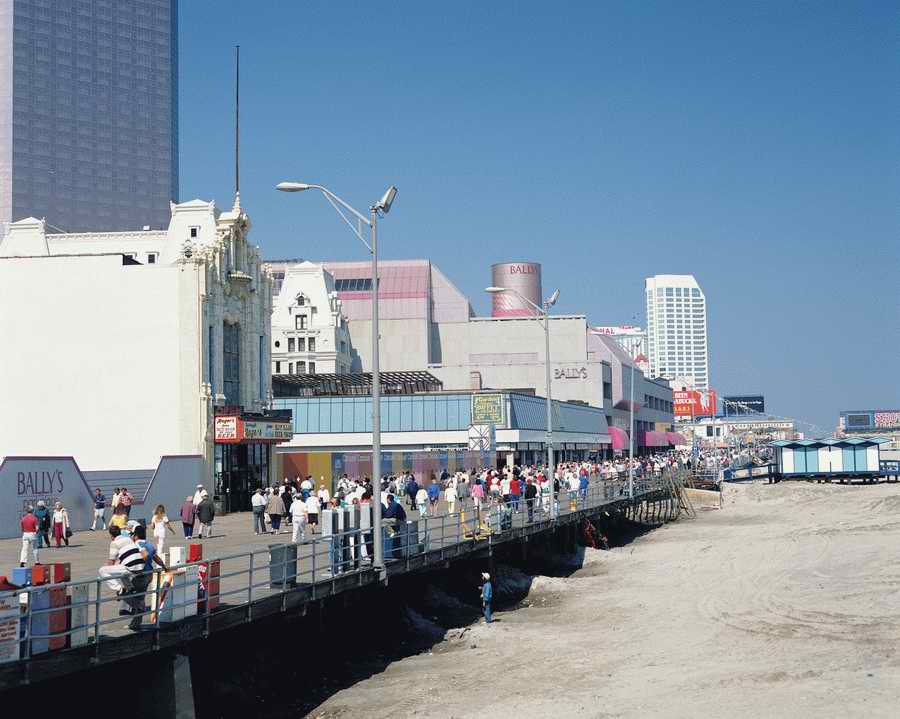 US Landmarks & Travel - Photodisc ></a>
<script language=JavaScript> 
  var txt = 