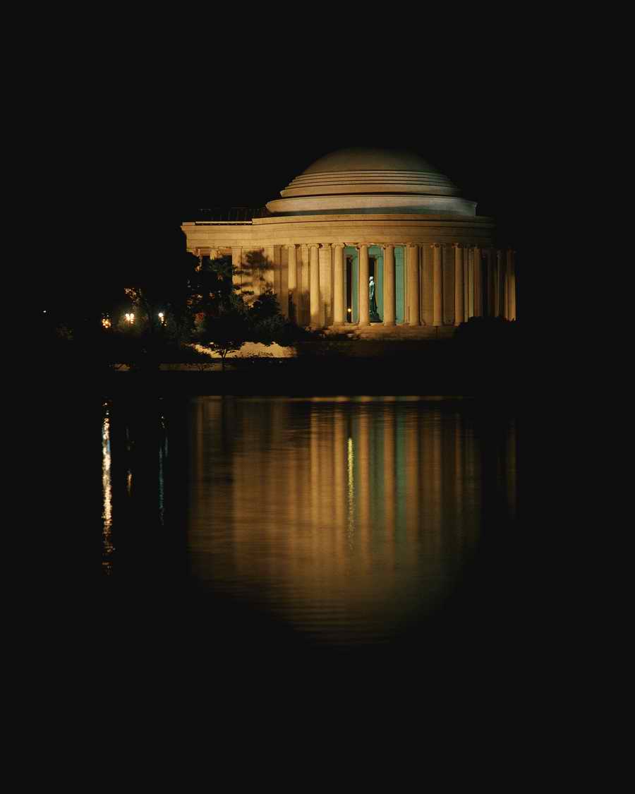 US Landmarks & Travel - Photodisc ></a>
<script language=JavaScript> 
  var txt = 