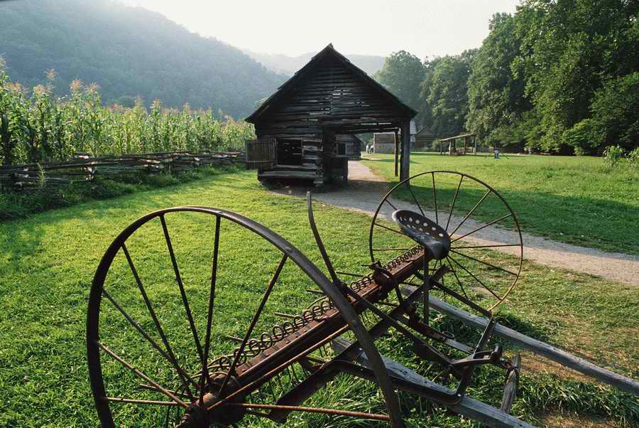 US Landmarks & Travel - Photodisc ></a>
<script language=JavaScript> 
  var txt = 