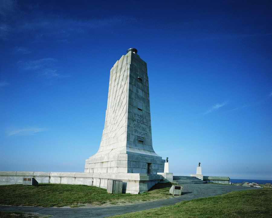 US Landmarks & Travel - Photodisc ></a>
<script language=JavaScript> 
  var txt = 