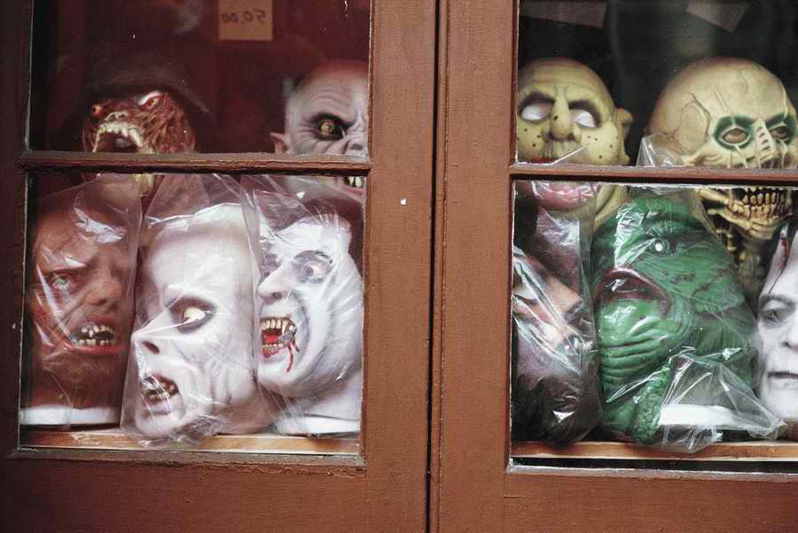 US Landmarks & Travel - Photodisc ></a>
<script language=JavaScript> 
  var txt = 