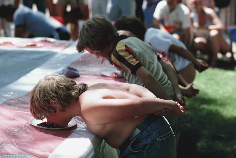 US Landmarks & Travel - Photodisc ></a>
<script language=JavaScript> 
  var txt = 