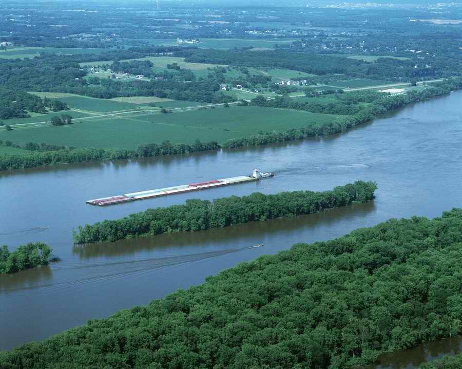 US Landmarks & Travel - Photodisc ></a>
<script language=JavaScript> 
  var txt = 