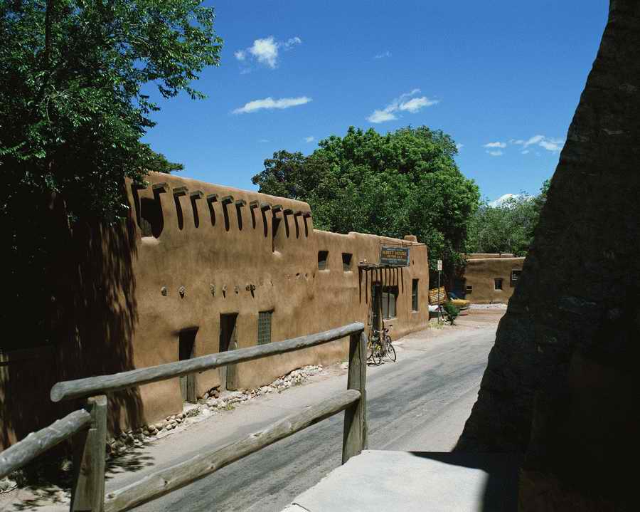 US Landmarks & Travel - Photodisc ></a>
<script language=JavaScript> 
  var txt = 