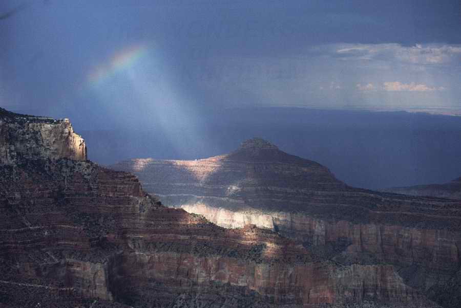 US Landmarks & Travel - Photodisc ></a>
<script language=JavaScript> 
  var txt = 