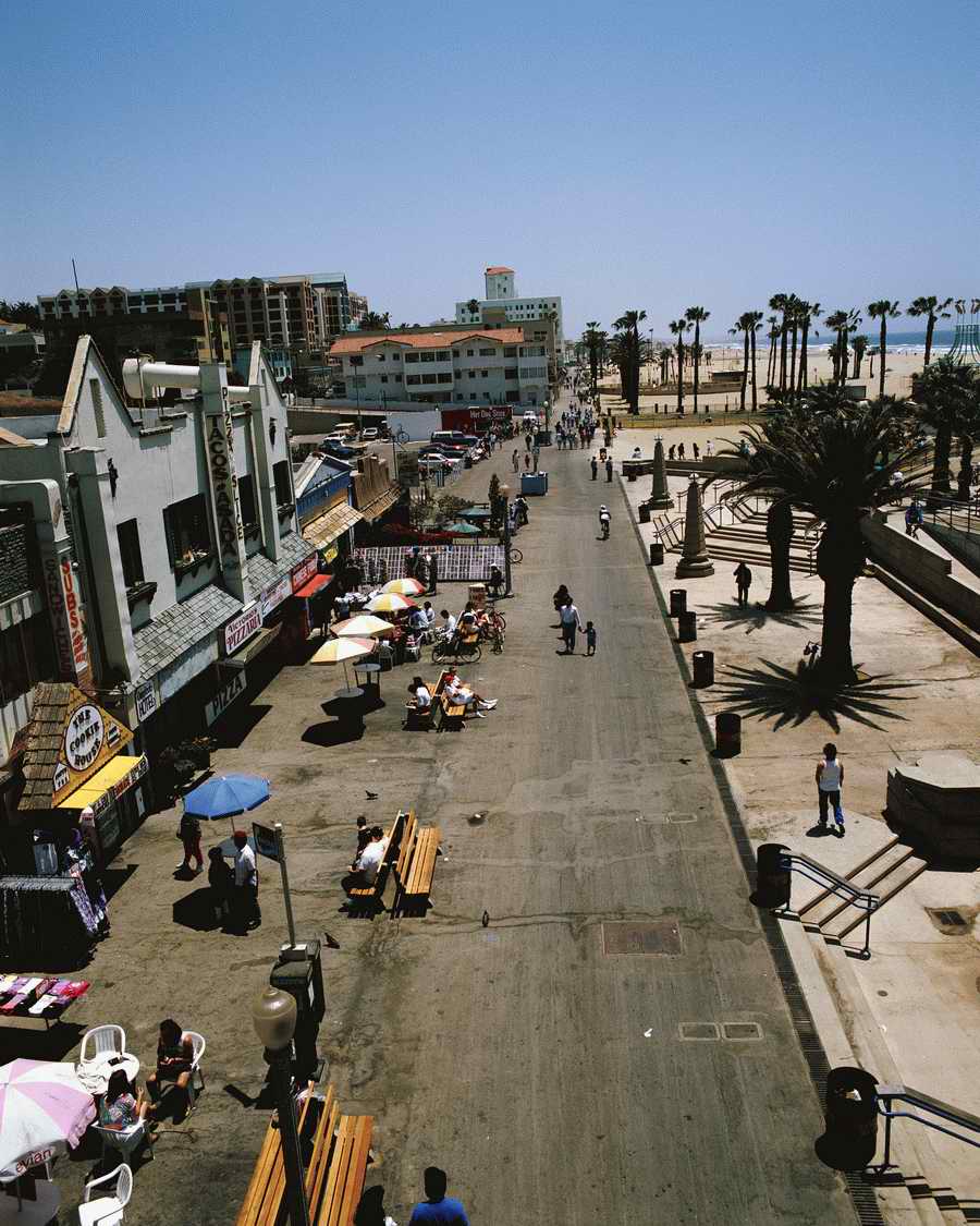 US Landmarks & Travel - Photodisc ></a>
<script language=JavaScript> 
  var txt = 