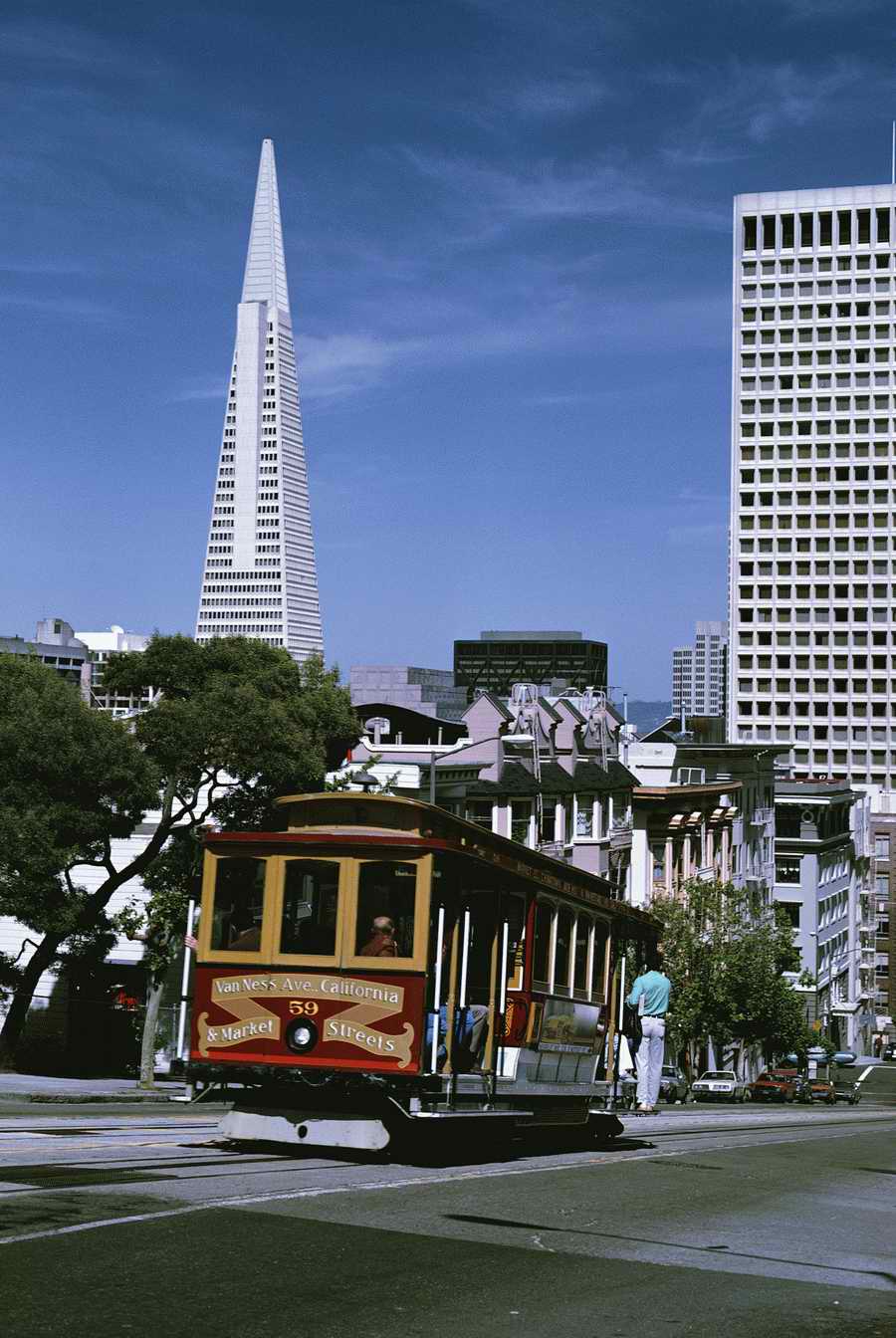 US Landmarks & Travel - Photodisc ></a>
<script language=JavaScript> 
  var txt = 