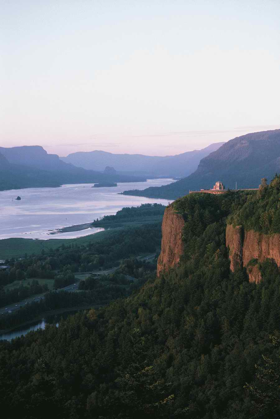 US Landmarks & Travel - Photodisc ></a>
<script language=JavaScript> 
  var txt = 