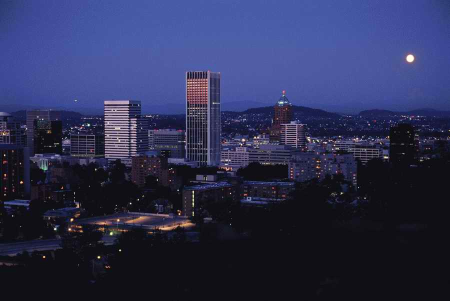 US Landmarks & Travel - Photodisc ></a>
<script language=JavaScript> 
  var txt = 