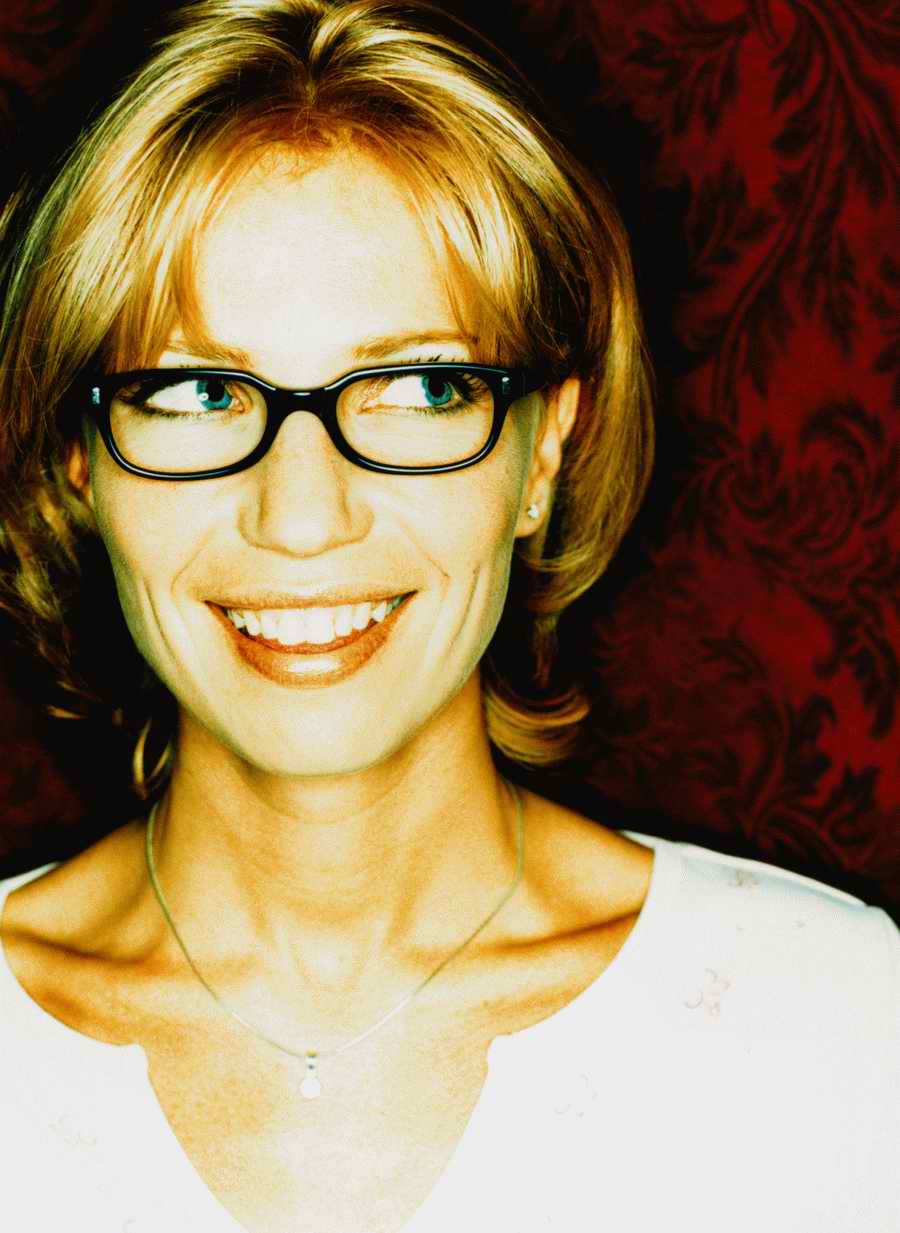 Vivid Faces - Photodisc ></a>
<script language=JavaScript> 
  var txt = 