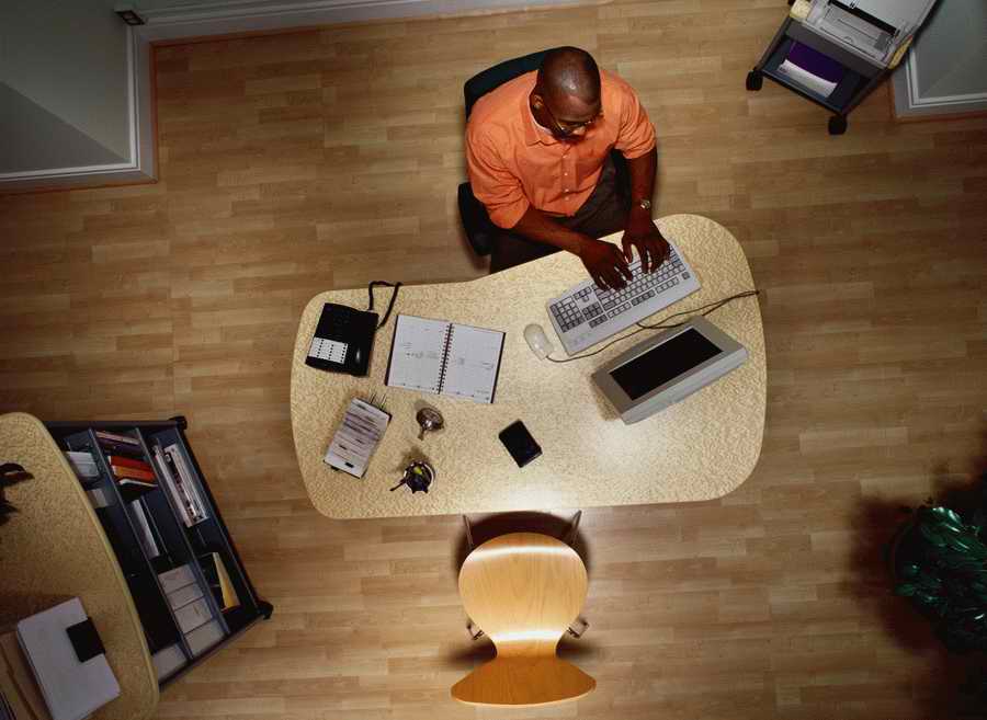 Work Day - Photodisc ></a>
<script language=JavaScript> 
  var txt = 