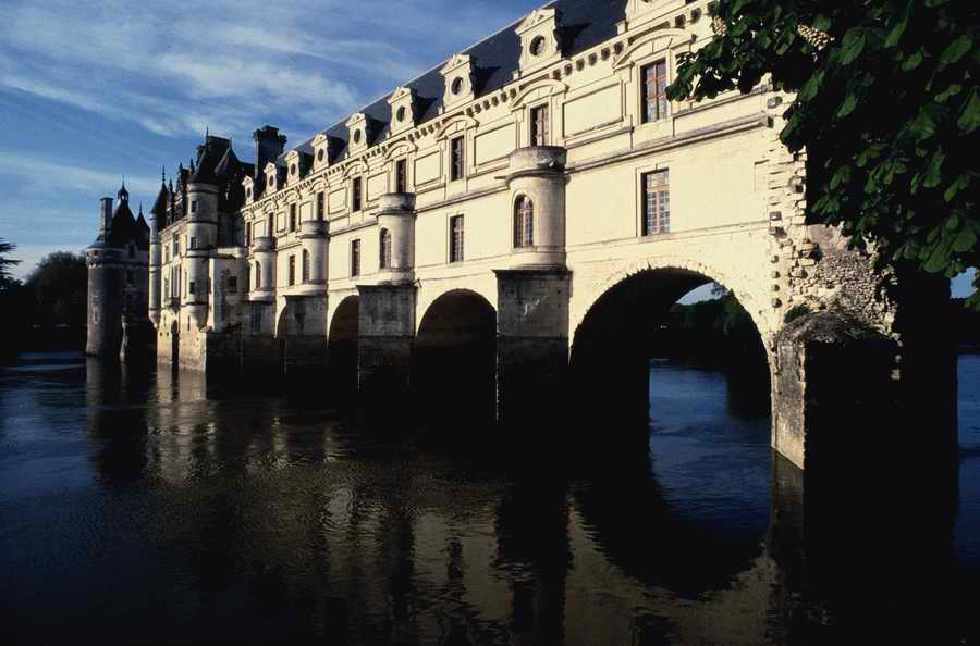 World Landmarks & Travel - Photodisc ></a>
<script language=JavaScript> 
  var txt = 