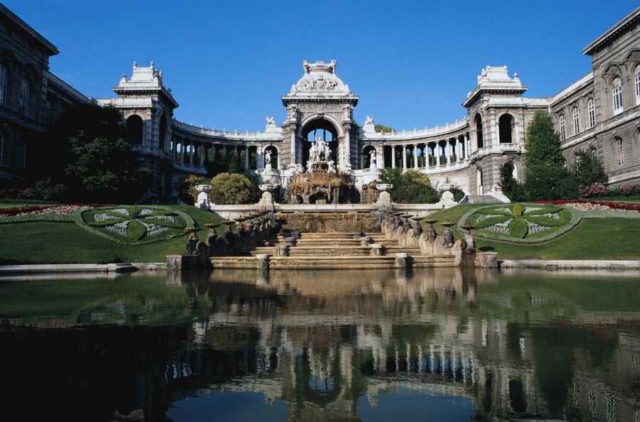 World Landmarks & Travel - Photodisc ></a>
<script language=JavaScript> 
  var txt = 