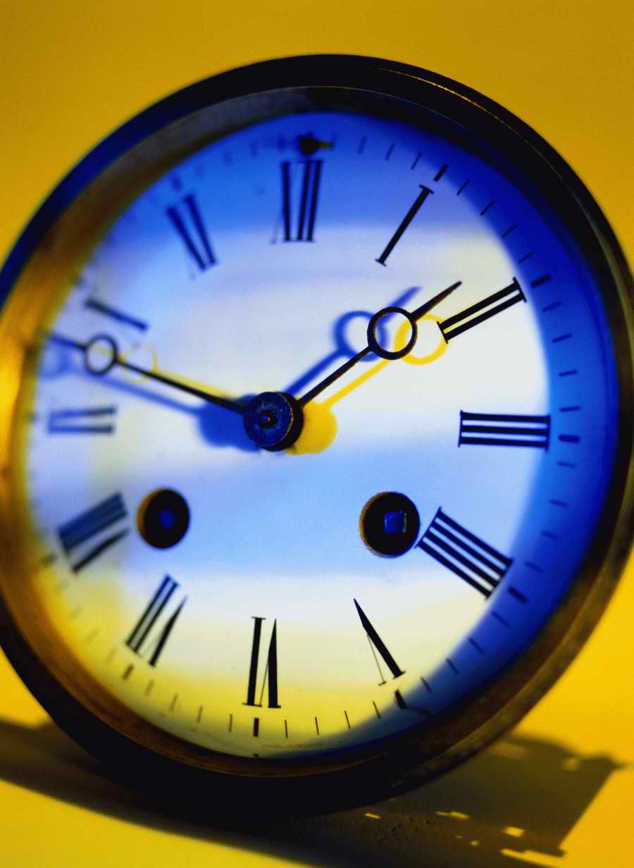 Clocks Instruments of Time - Photodisk Designer Tools ></a>
<script language=JavaScript> 
  var txt = 