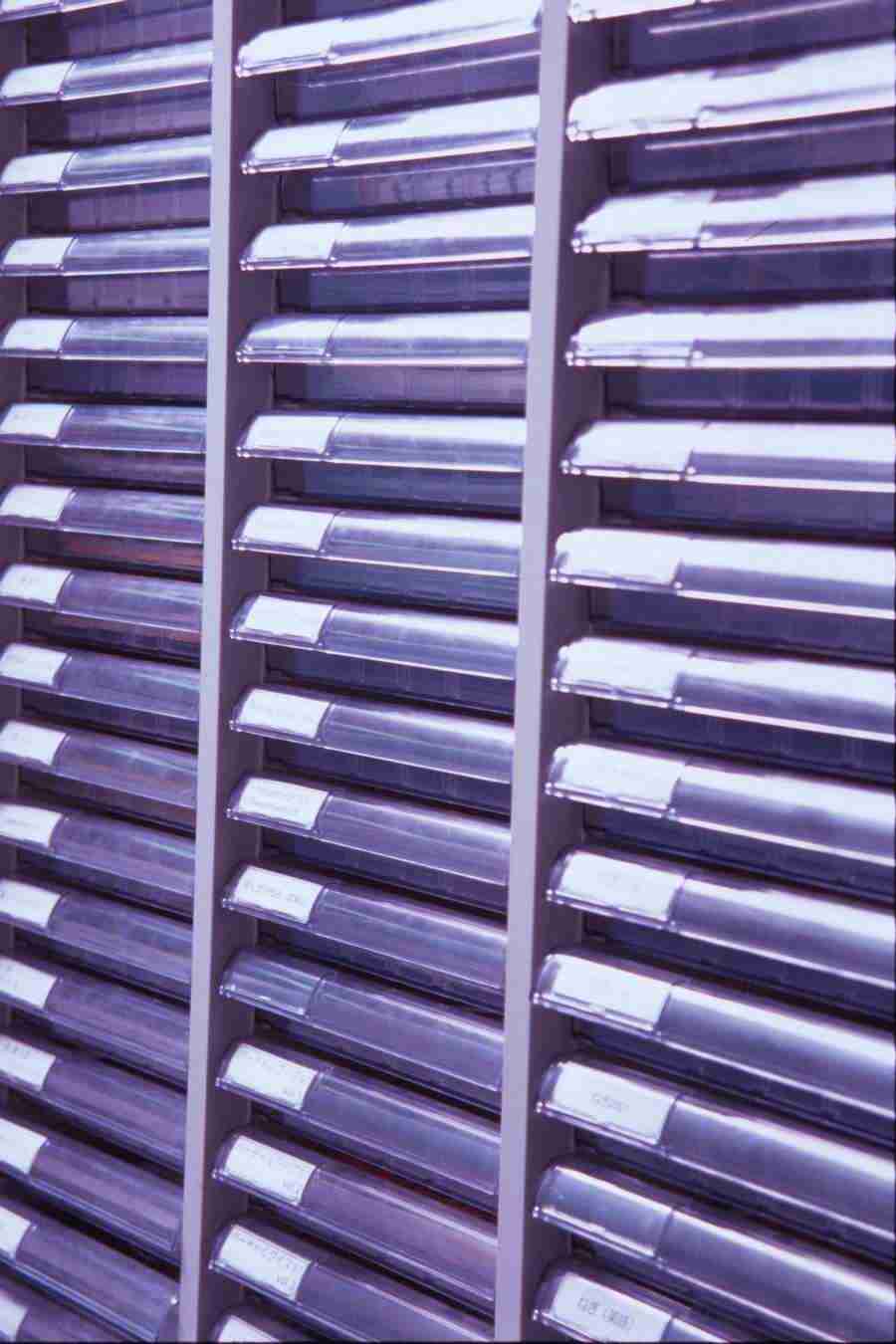 Office Work - Photo Mantan ></a>
<script language=JavaScript> 
  var txt = 