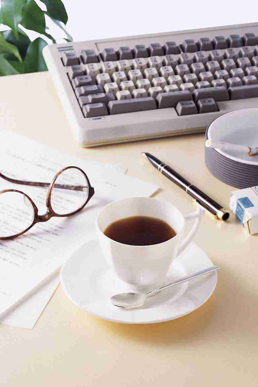 Office Work - Photo Mantan ></a>
<script language=JavaScript> 
  var txt = 