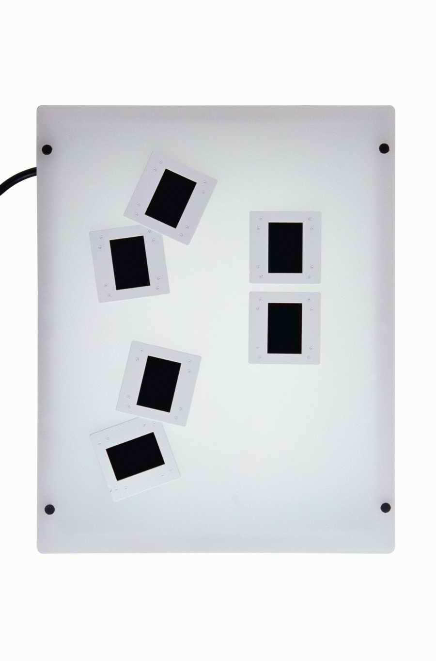 InfoMedia 3 - Photodisc Object Series ></a>
<script language=JavaScript> 
  var txt = 