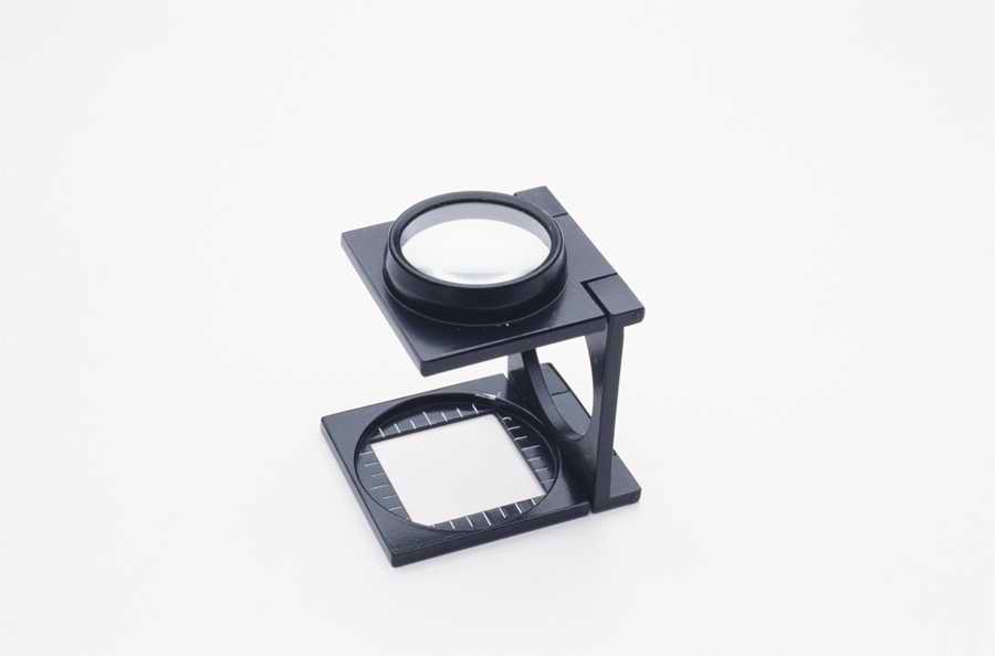 Just Tools - Photodisc Object Series ></a>
<script language=JavaScript> 
  var txt = 