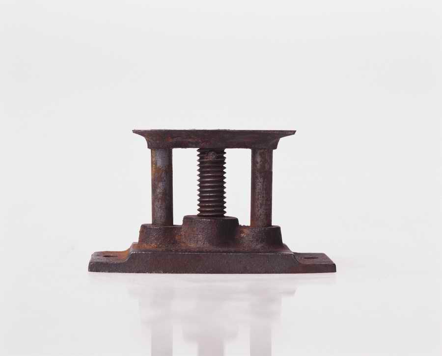 Retro Relics - Photodisc Object Series ></a>
<script language=JavaScript> 
  var txt = 