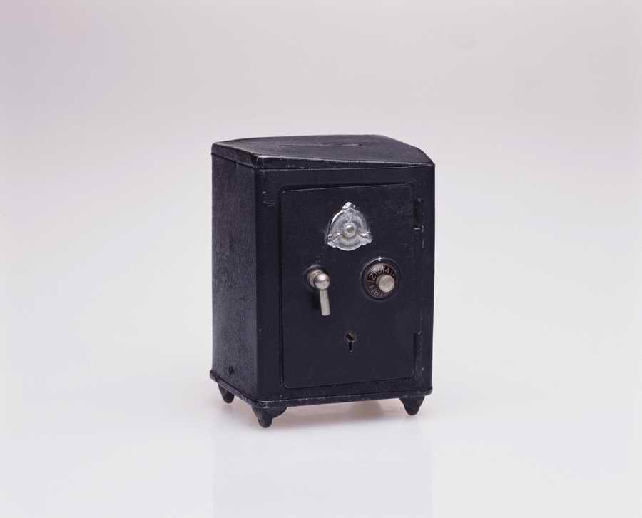 Retro Relics - Photodisc Object Series ></a>
<script language=JavaScript> 
  var txt = 