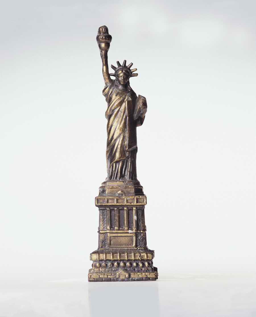 Retro Relics - Photodisc Object Series ></a>
<script language=JavaScript> 
  var txt = 