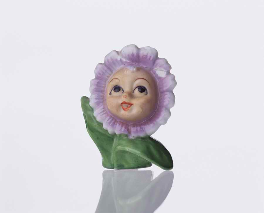 Retro Relics - Photodisc Object Series ></a>
<script language=JavaScript> 
  var txt = 