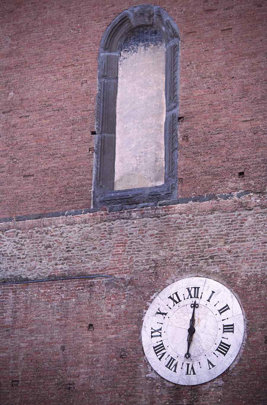 Evocative Landscapes - Photodisc Signature Series ></a>
<script language=JavaScript> 
  var txt = 