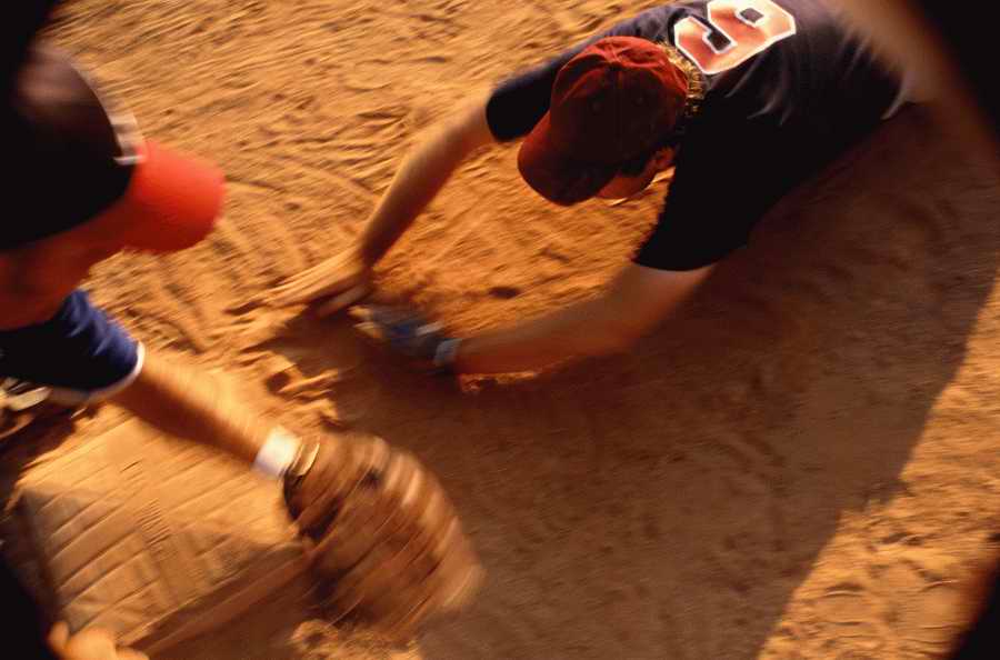 Sports Metaphors - Photodisc Signature Series ></a>
<script language=JavaScript> 
  var txt = 