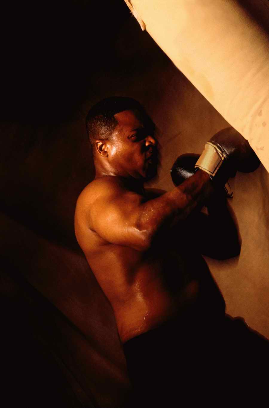 Sports Metaphors - Photodisc Signature Series ></a>
<script language=JavaScript> 
  var txt = 