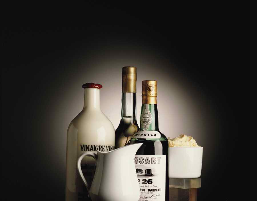 The Painted Table - Photodisc Signature Series ></a>
<script language=JavaScript> 
  var txt = 