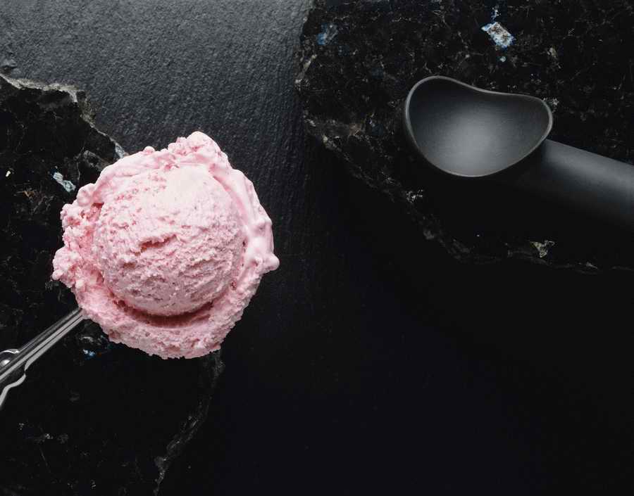 The Painted Table - Photodisc Signature Series ></a>
<script language=JavaScript> 
  var txt = 