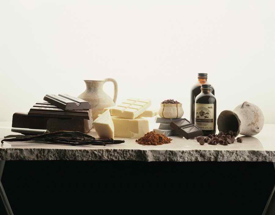 The Painted Table - Photodisc Signature Series ></a>
<script language=JavaScript> 
  var txt = 