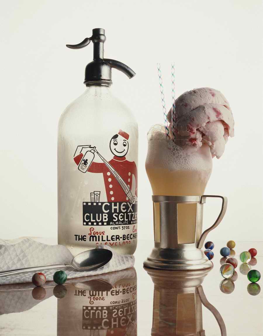 The Painted Table - Photodisc Signature Series ></a>
<script language=JavaScript> 
  var txt = 