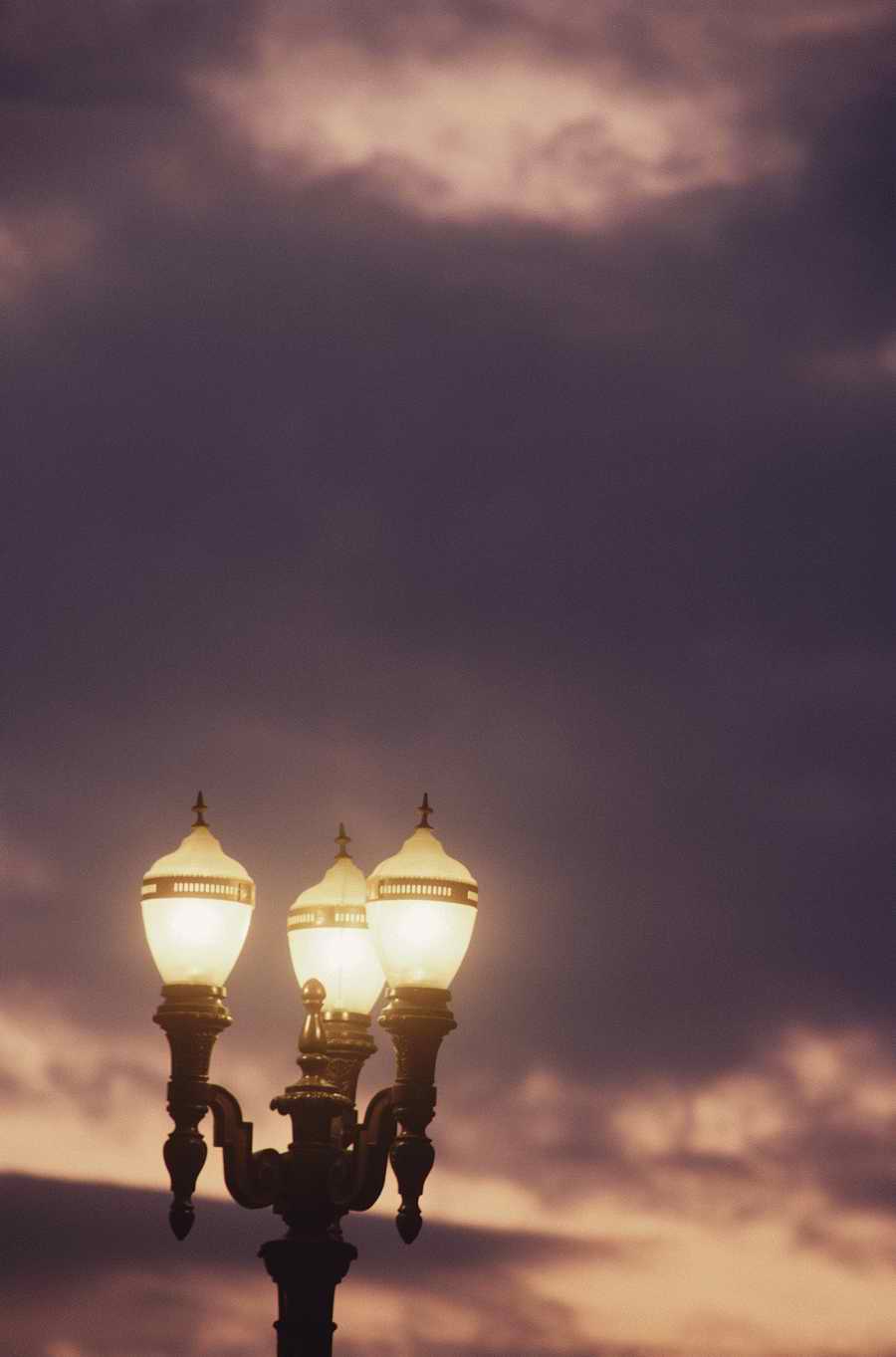 Urban Perspectives - Photodisc Signature Series ></a>
<script language=JavaScript> 
  var txt = 