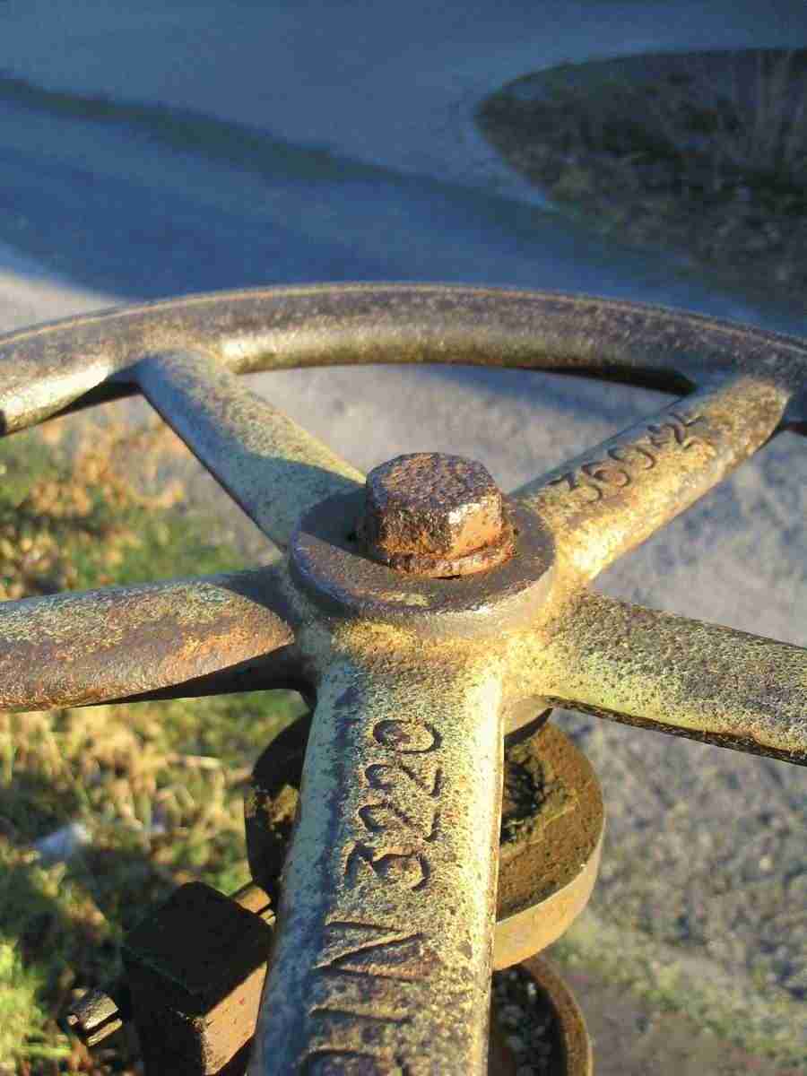 Reflections - RNMEDIA ></a>
<script language=JavaScript> 
  var txt = 