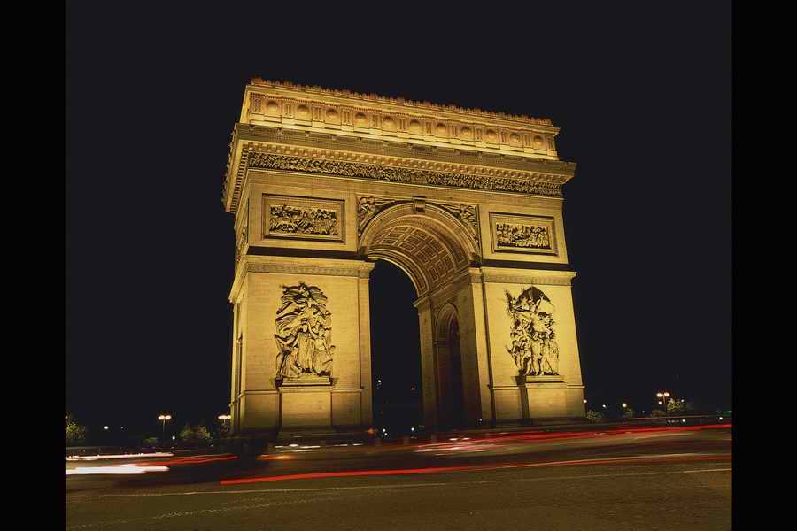 Esprit de Paris - Shibvisi ></a>
<script language=JavaScript> 
  var txt = 