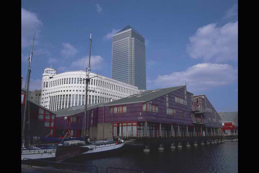 Emblematic London - Shibvisi ></a>
<script language=JavaScript> 
  var txt = 