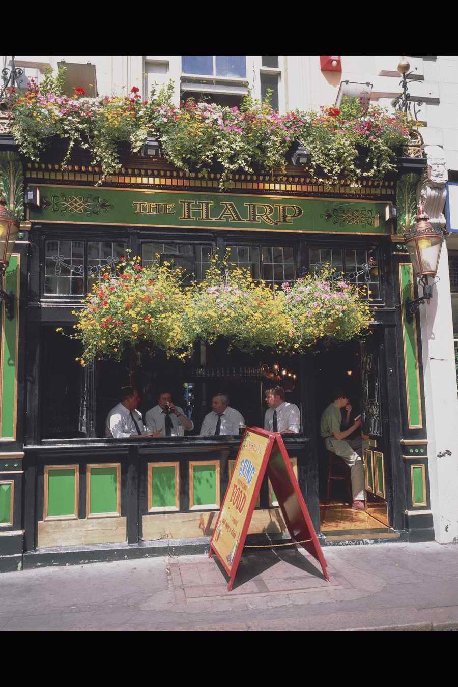 Emblematic London - Shibvisi ></a>
<script language=JavaScript> 
  var txt = 