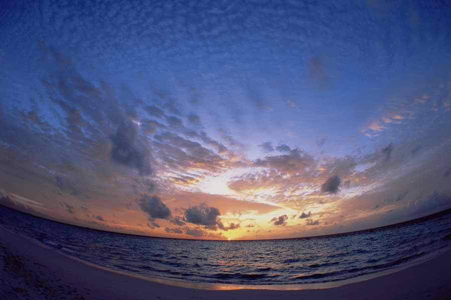 Sea and Sky - Shibvisi ></a>
<script language=JavaScript> 
  var txt = 