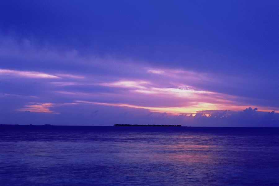 Sea and Sky - Shibvisi ></a>
<script language=JavaScript> 
  var txt = 