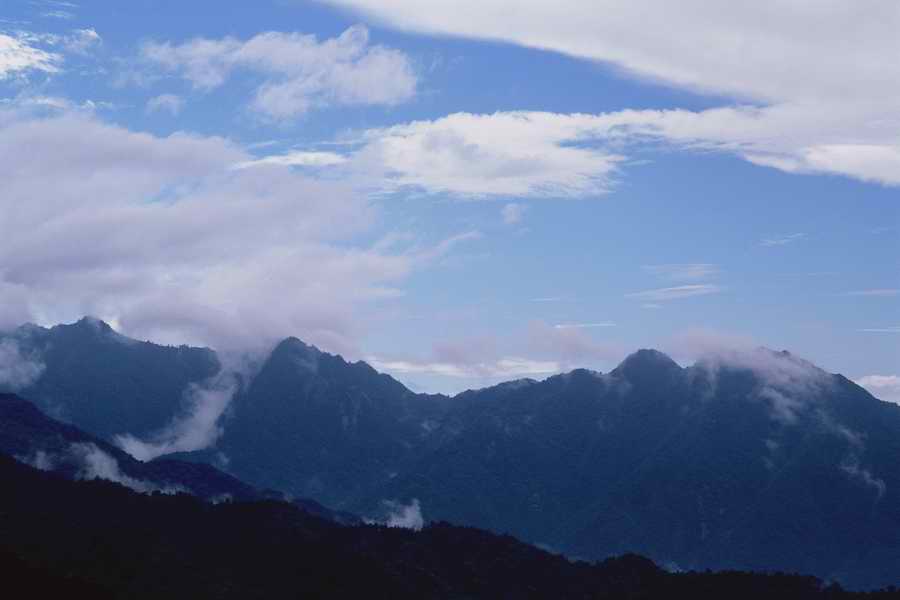 The Earths Natured Treasure - Shibvisi ></a>
<script language=JavaScript> 
  var txt = 