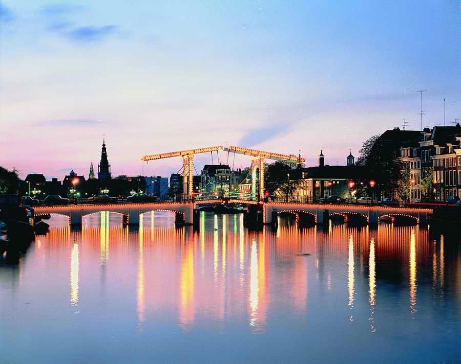 Night Scene - VisualDisk ></a>
<script language=JavaScript> 
  var txt = 